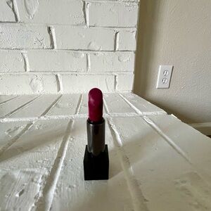 Burberry lipstick 426